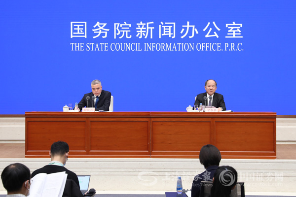 快讯2020年上海gdp_中国gdp2020年(3)