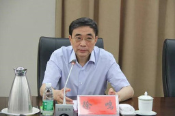 原国家粮食局党组成员、副局长徐鸣严重违纪违法被开除党籍