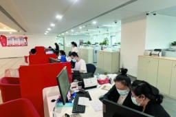 上海“金融驻守”启动复工换岗 安全返岗力保业务“不断档”