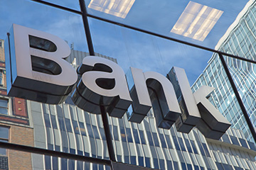 全力稳信贷稳经营 银行面对挑战“双线”发力