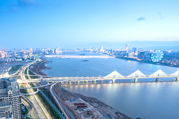 哈尔滨工投集团正全力重点规划推进黑龙江省特种（悬挂式）轨道交通产业项目