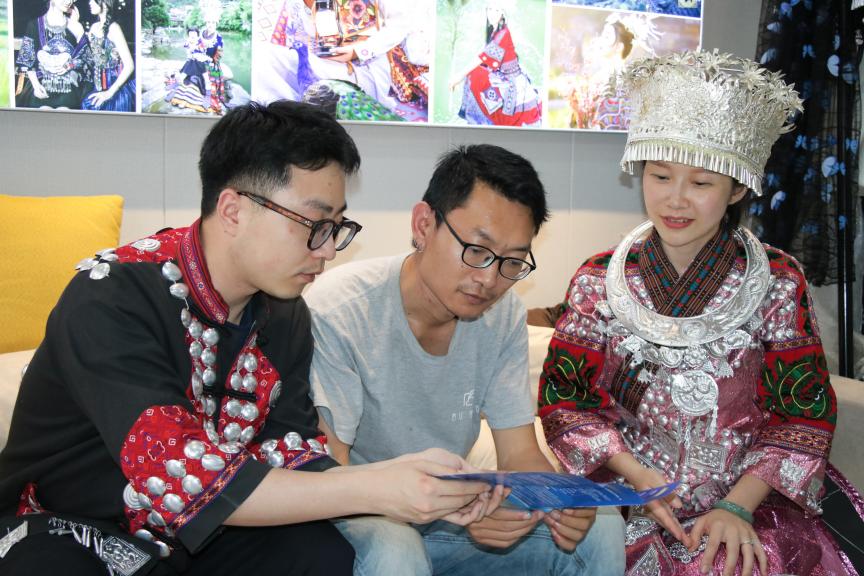 《股东来了》2022｜延伸服务触角 助力乡村振兴 贵州片区走进黔东南州西江苗寨、乌利苗寨