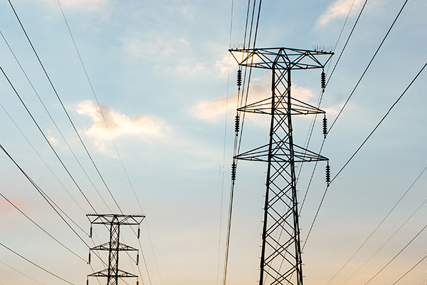 国网河北电力服务稳经济措施持续发力 上半年电网项目开工投产实现“双超额”