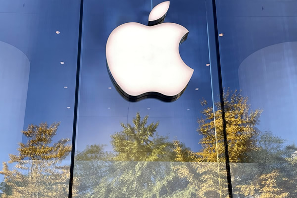 苹果iPhone14量产在即 业绩预增“果链股”获机构扎堆关注