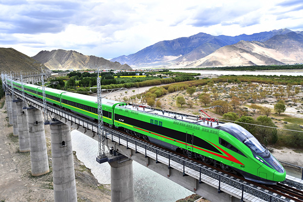 安徽：高铁里程位居前列 机场航线持续优化