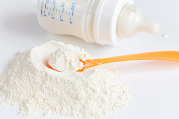 <em>三元股份</em>：六个系列的婴幼儿配方奶粉产品预计2023年2月陆续上市销售