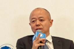 工信部副部长王江平：我国5G基站已超过240万个 大力发展人工智能、区块链、云计算