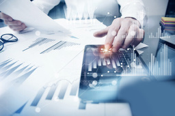 “去年挨了一顿又一顿毒打”!明星基金经理道歉!