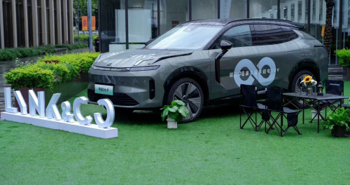 吉利旗下领克08新车在上海完成试驾 采用多项电池安全专利