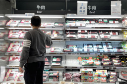 来伊份董事长施永雷：六赴进博之约在开放中把握未来