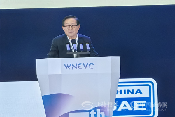 中国科协主席万钢：未来车用动力电池体系等新技术将迸发