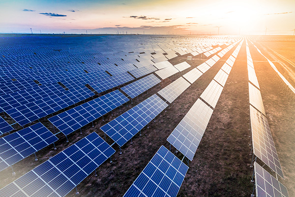 华宝新能参展COP28 倡导各界携手加速绿色能源转型