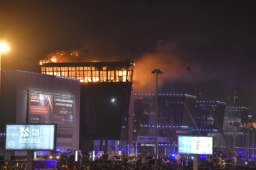 俄罗斯莫斯科音乐厅发生恐怖袭击 机场火车站加强安检文体活动取消